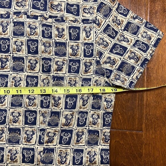 Harley-Davidson Engine Block AOP Polo Button Down Shirt Women's Medium - Picture 5 of 7